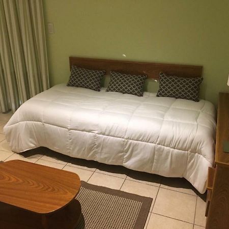 Hotel Pico General Pico Ngoại thất bức ảnh