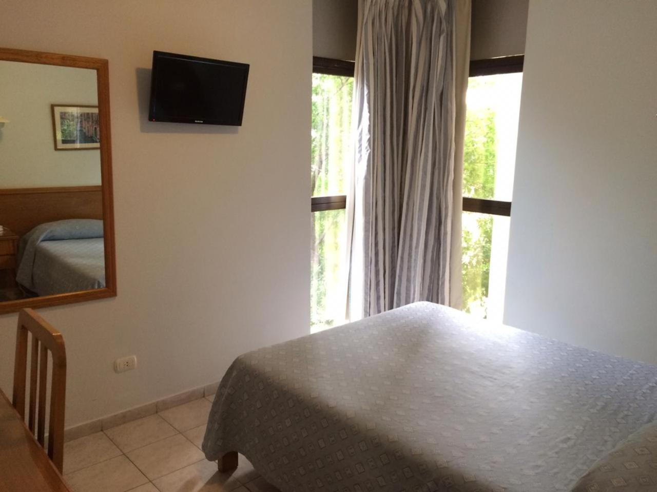 Hotel Pico General Pico Ngoại thất bức ảnh